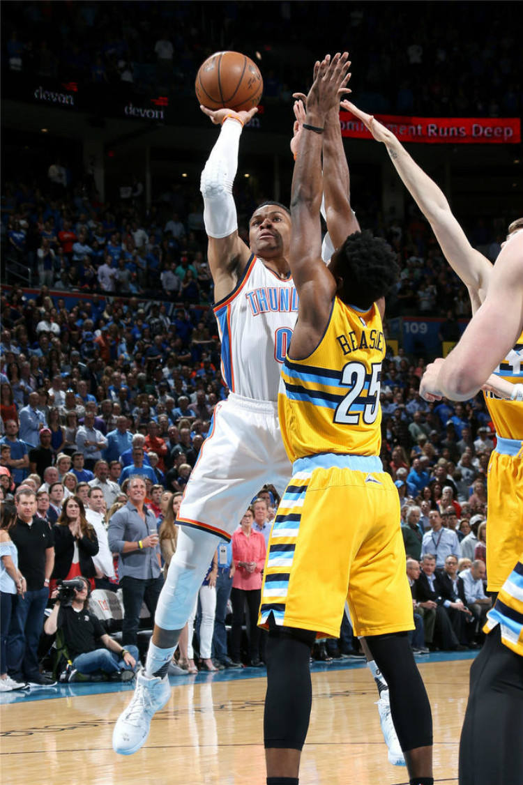 们在赛场之 们在赛场之